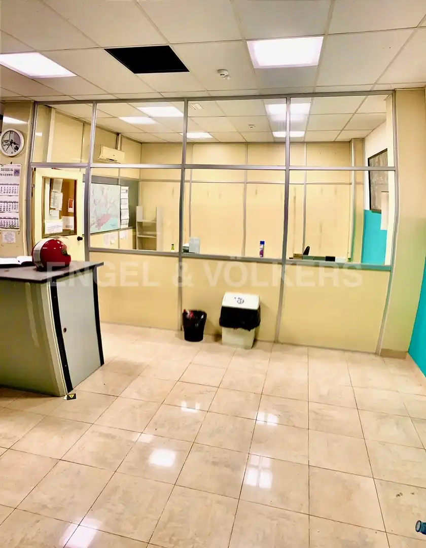 Business premises to rent in Centre, imagen 3