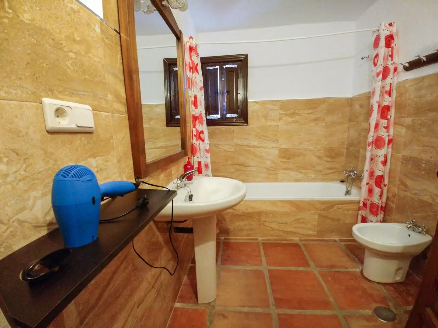 Baño de Finca rústica en venta en Almogía con Aire acondicionado, Terraza y Piscina
