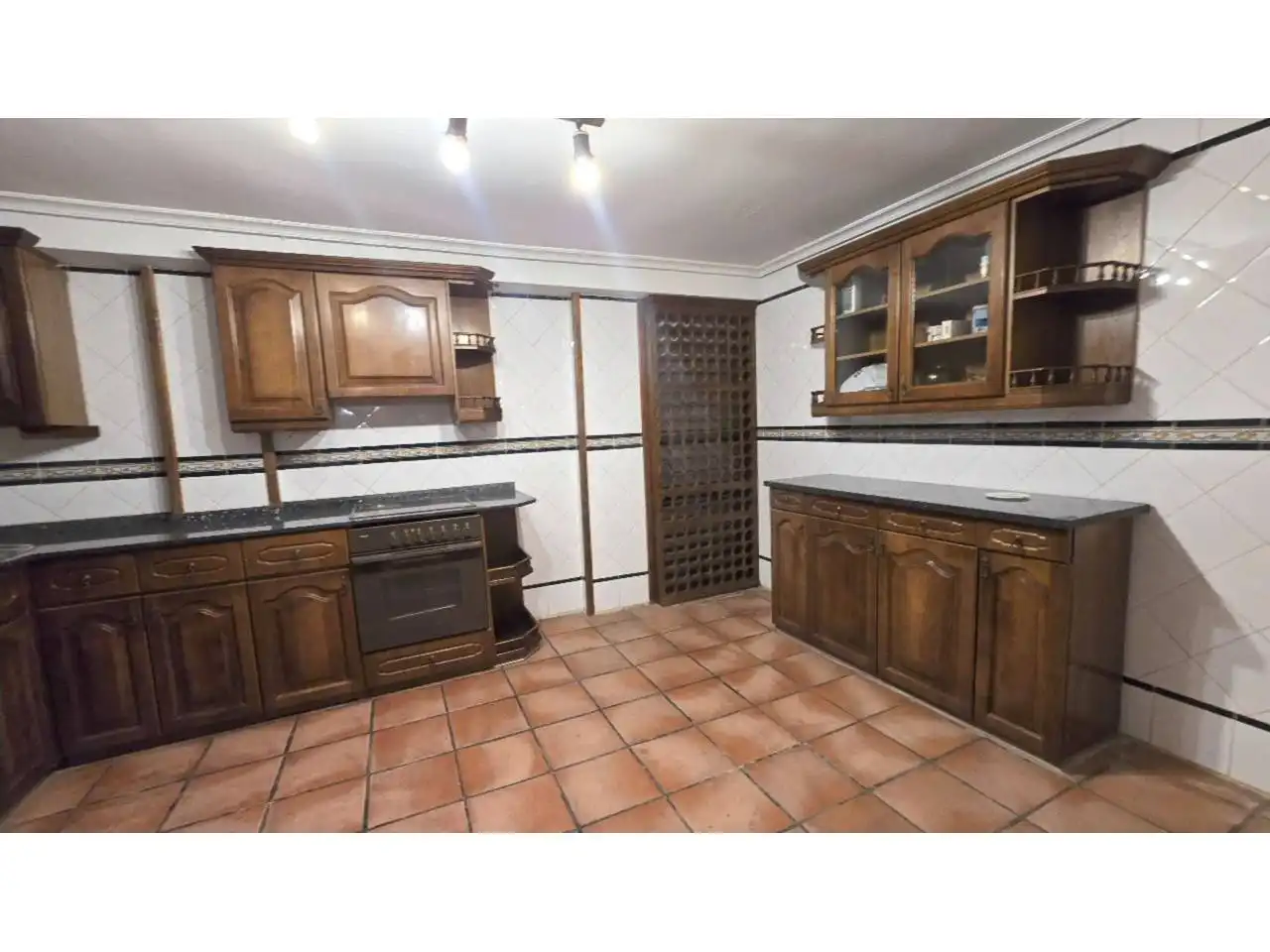 Cuina de Casa adosada en venda en  Logroño amb Aire condicionat, Calefacció i Parquet