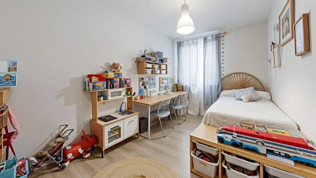 Bedroom of Flat for sale in Getafe  with Air Conditioner, Heating and Storage room
