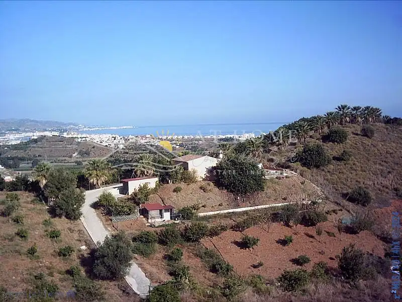 Casa rústica con piscina en venta en Almayate, imagen 3