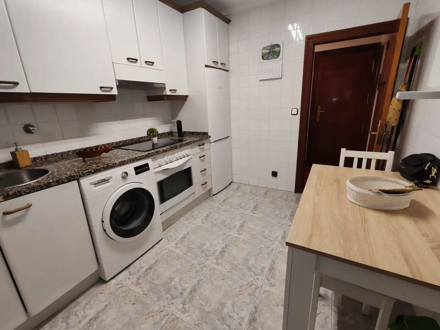 Cuina de Pis en venda en Bilbao  amb Calefacció, Moblat i Forn