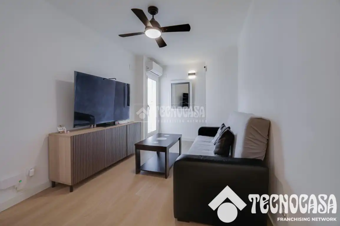 Sala d'estar de Pis en venda en Viladecans amb Aire condicionat