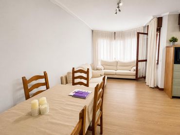 Piso con ascensor en venta en Calle RENTERIA REYES