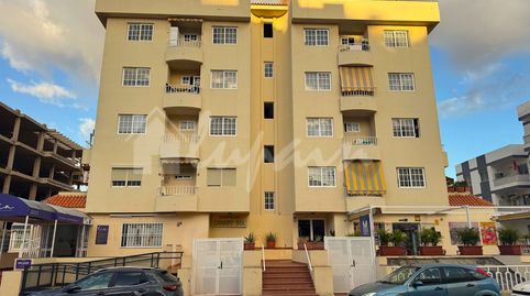 Foto 2 de Apartamento en venta en Los Cristianos, Arona