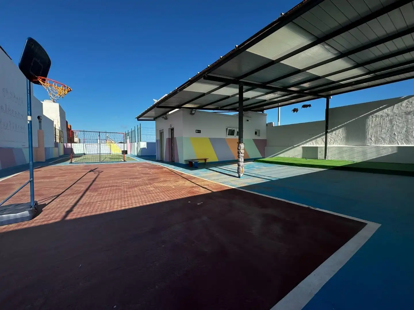 Local comercial en venda a Calle SOROLLA
