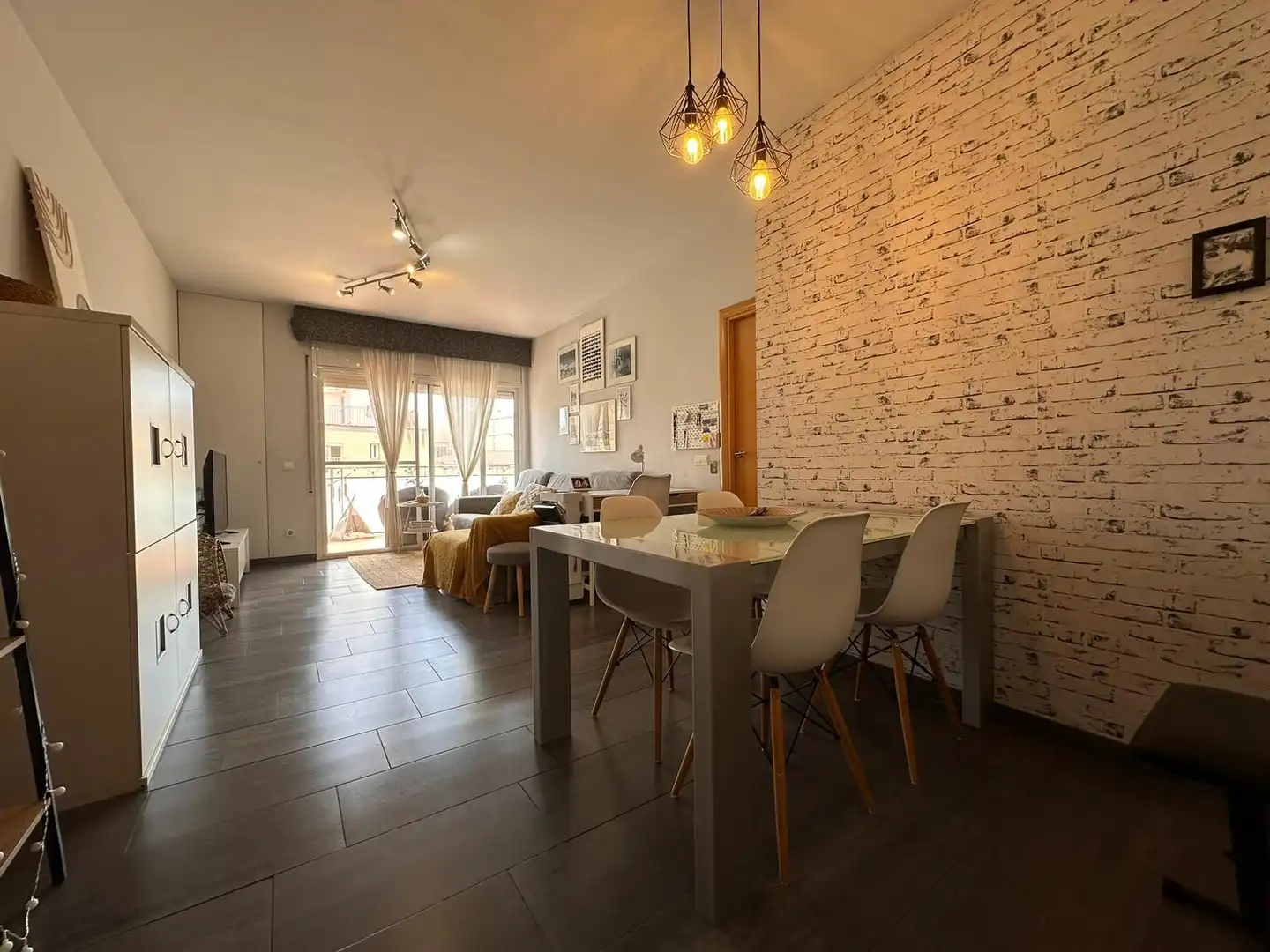 Comedor de Piso de alquiler en Badalona con Calefacción, Terraza y Amueblado