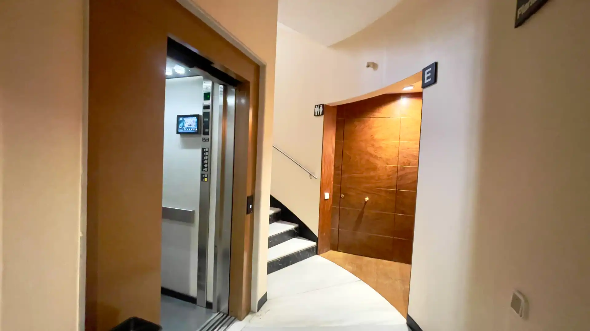Büro zum Verkauf in Ponferrada mit Klimaanlage, Heizung und Möbliert