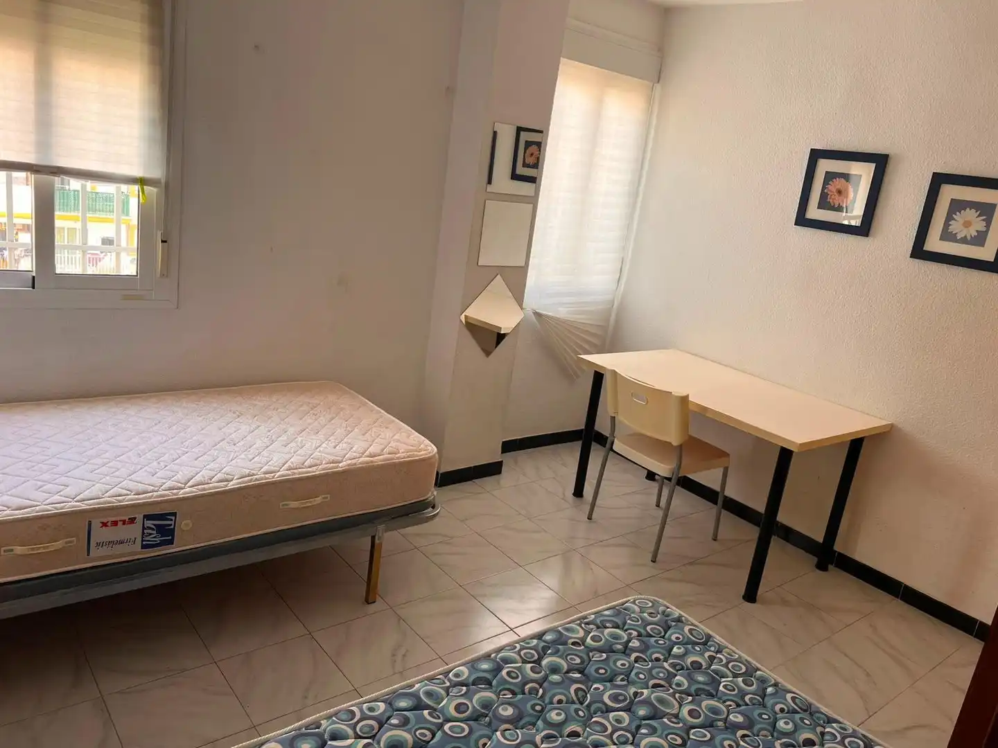 Bedroom of Flat for share in Sevilla  with Air Conditioner