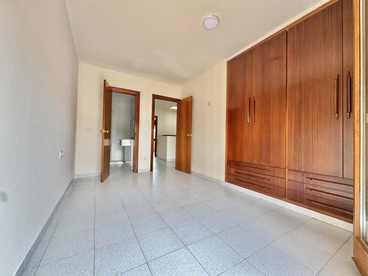Habitación de Casa o chalet en venta en Girona