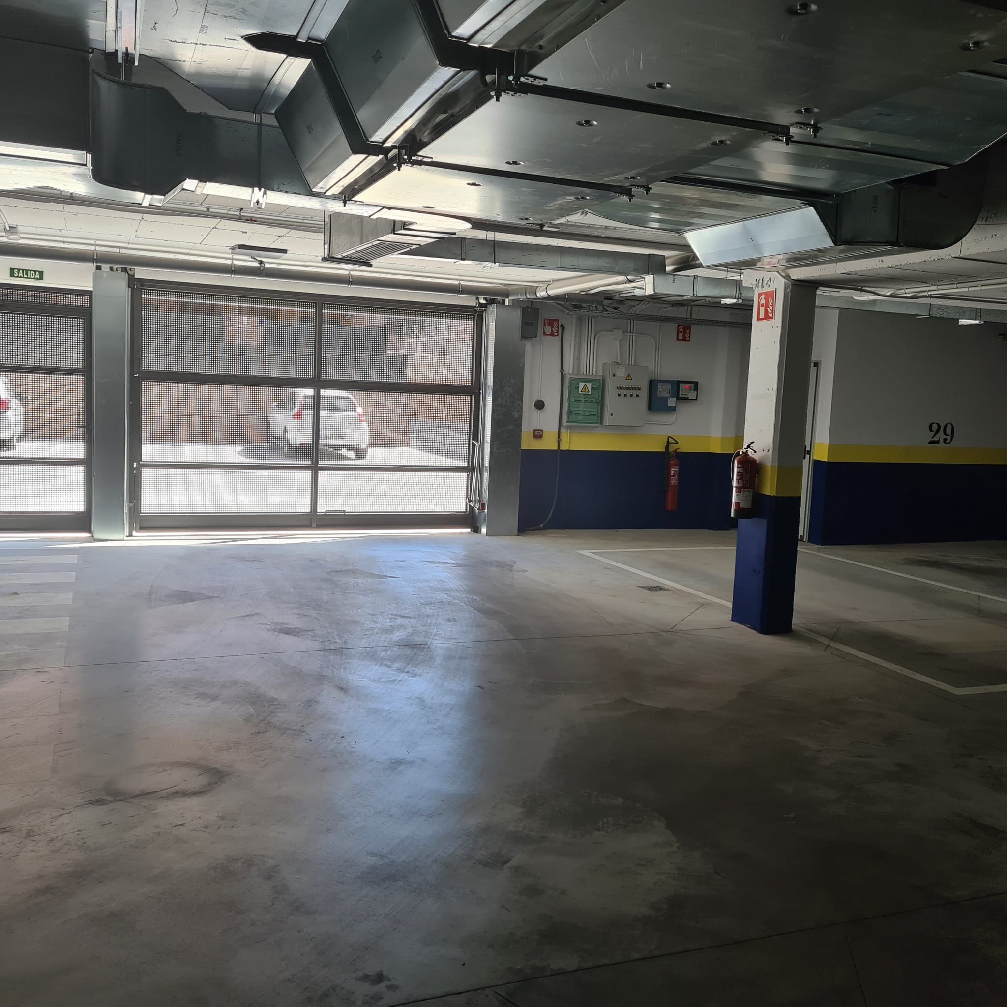 Parking of Garage to rent in Meco
