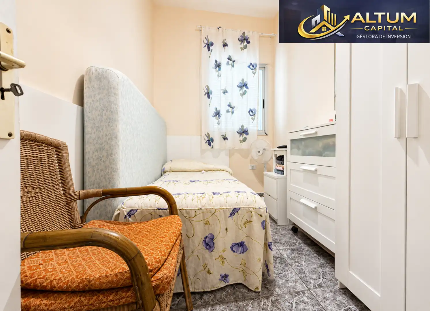 Bedroom of Flat for sale in Arona  with Furnished, Washing machine and Microwave