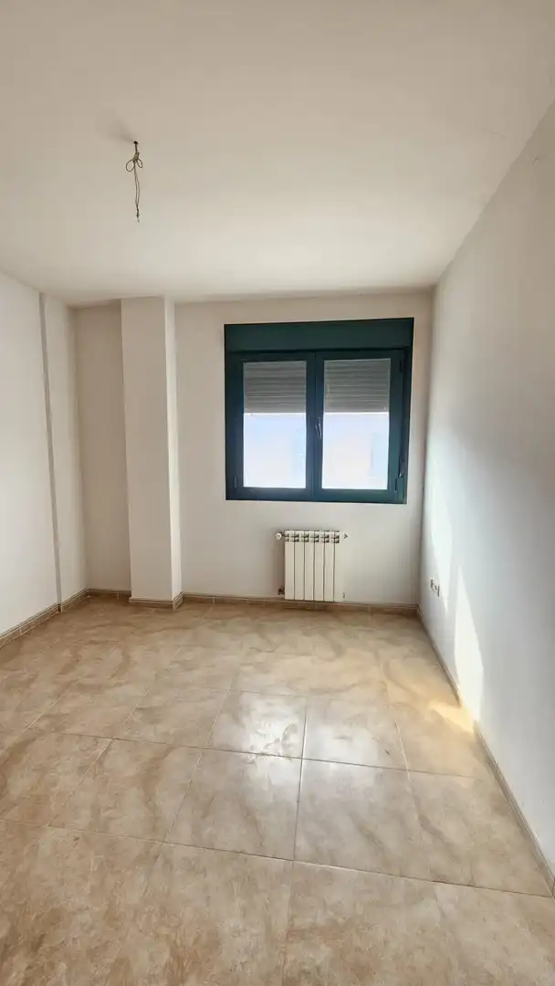 Habitación de Piso en venta en Torrijos con Calefacción, Terraza y Trastero