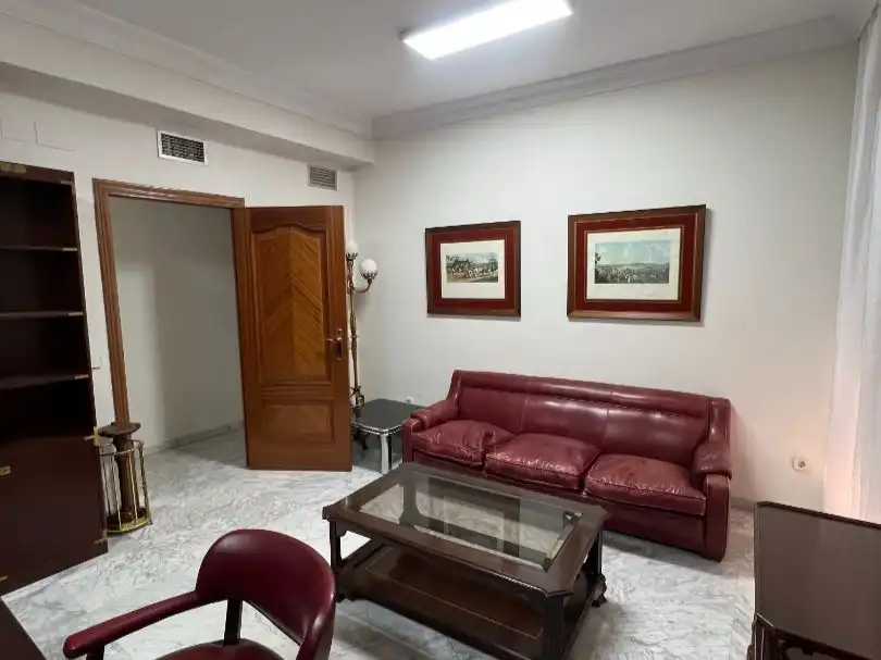 Sala d'estar de Oficina de lloguer en Nervión