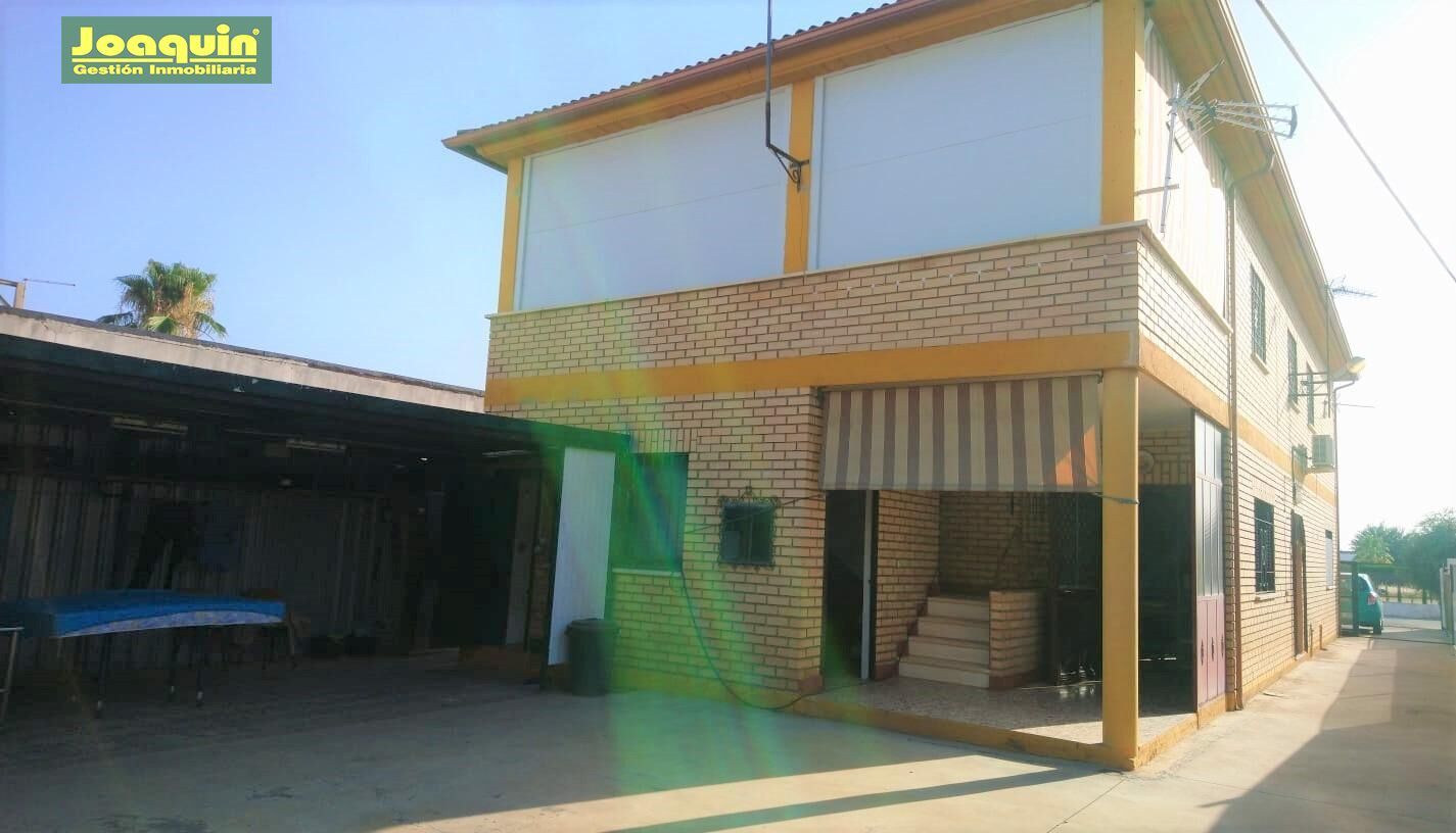 Finca rústica en venda a Alcolea