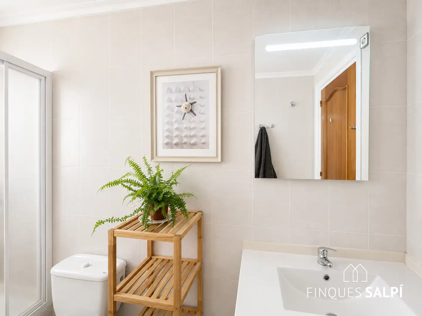 Baño de Piso en venta en Sant Feliu de Guíxols con Calefacción, Terraza y Trastero