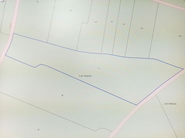 Rustikales Grundstück zum Verkauf in Mirandilla