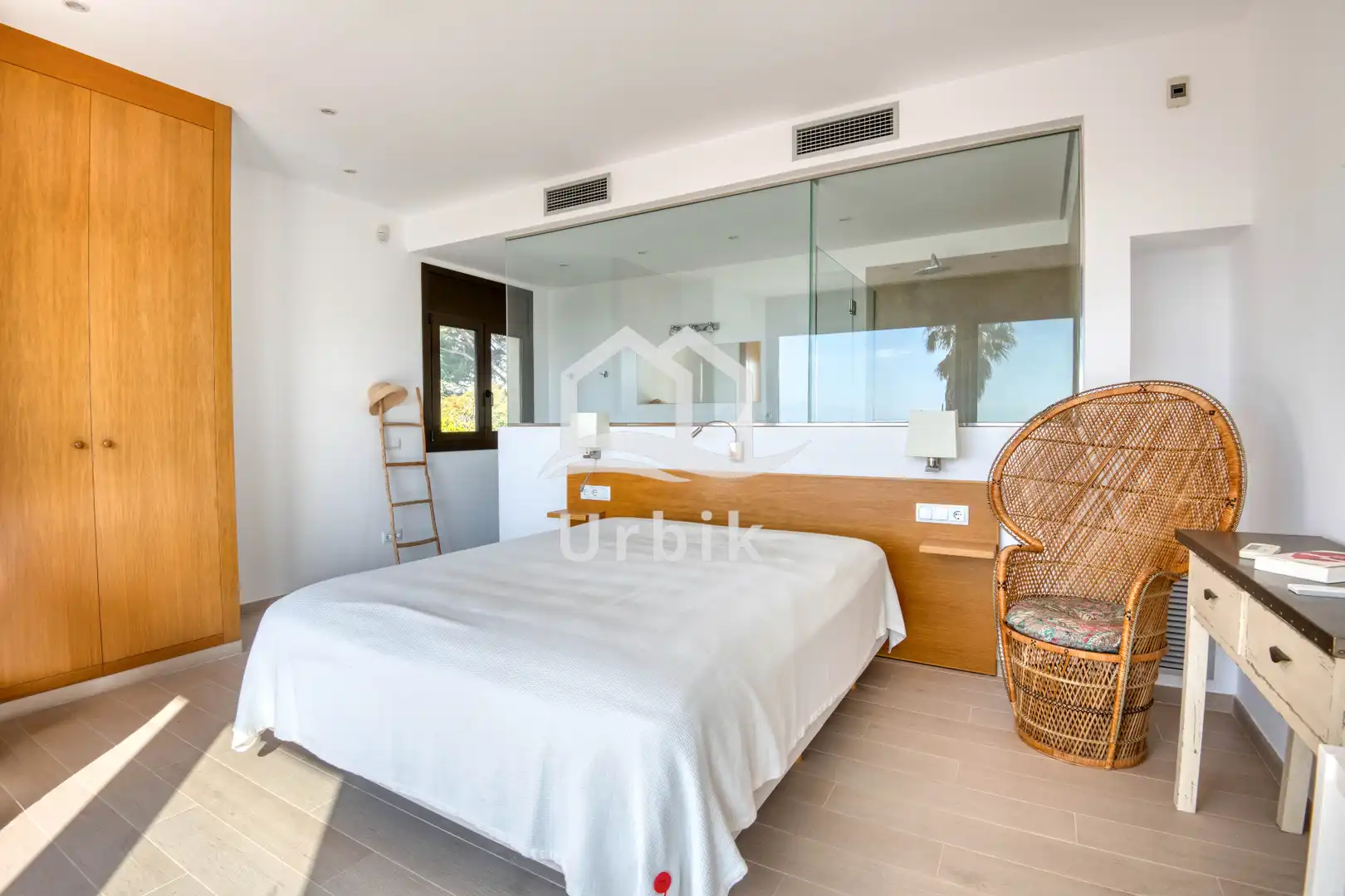 Bedroom of Houses for sale in Castell d'Aro, Platja d'Aro i s'Agaró  with Air Conditioner, Private garden and Terrace