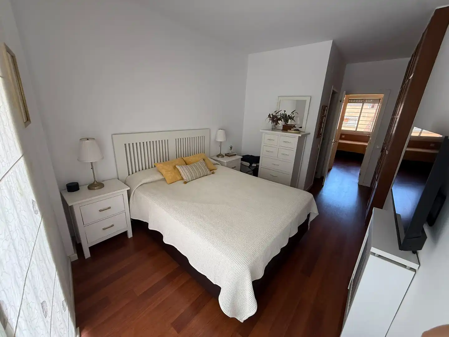 Bedroom of Flat for sale in Cornellà de Llobregat  with Heating, Private garden and Swimming Pool