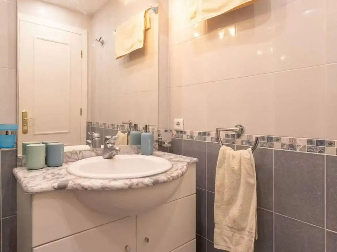 Baño de Dúplex de alquiler en Marbella Centro