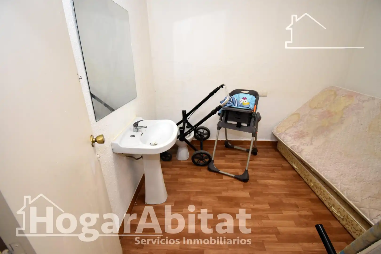 Dormitori de Casa o xalet en venda en Castellón de la Plana / Castelló de la Plana amb Traster