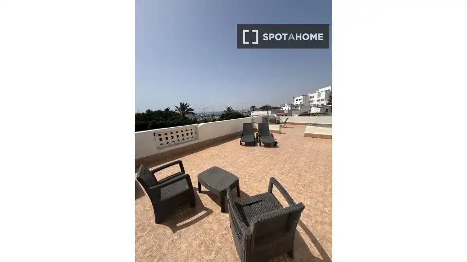Terrassa de Estudi per a compartir en Puerto del Rosario amb Aire condicionat, Terrassa i Moblat
