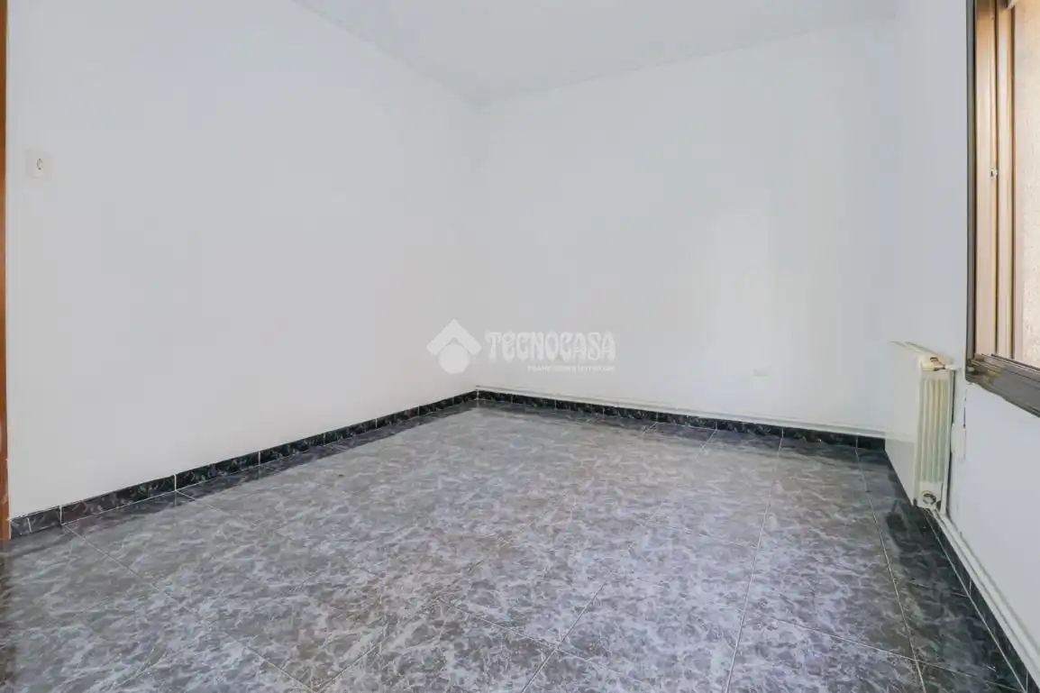 Casa adosada en venta en Montcada i Reixac con Calefacción y Balcón