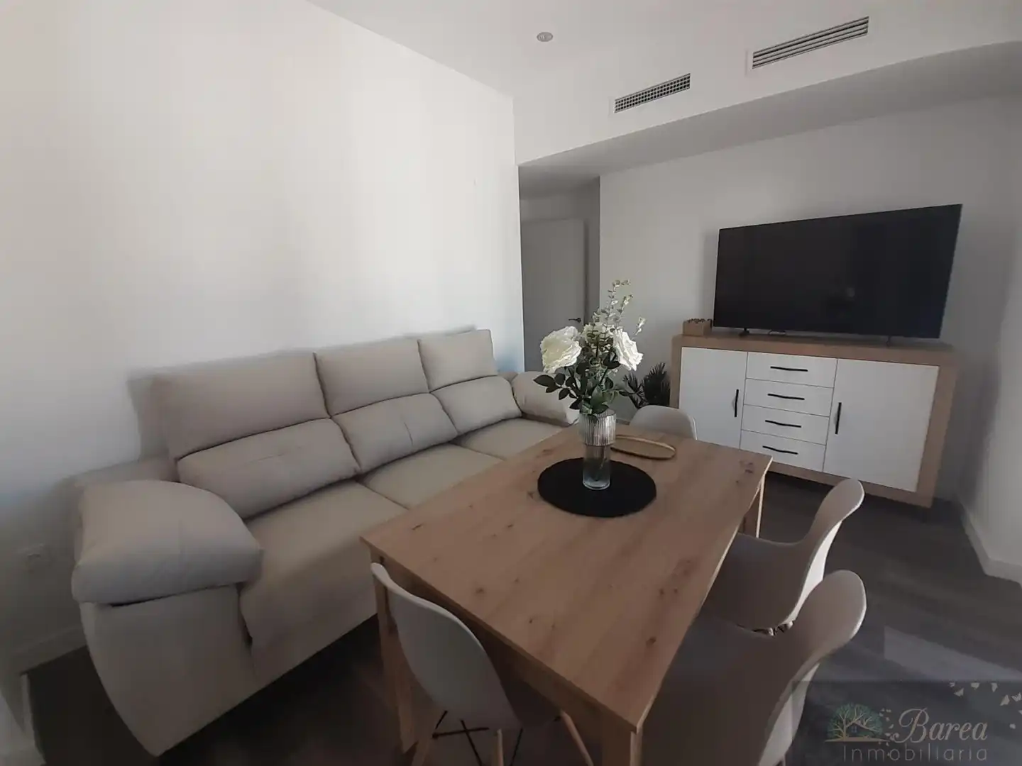 Sala d'estar de Dúplex de lloguer en Rute amb Aire condicionat, Traster i Moblat