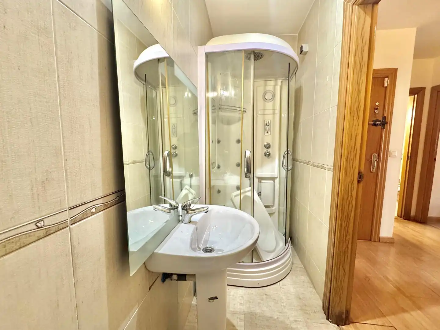 Baño de Ático en venta en Churriana de la Vega con Aire acondicionado, Calefacción y Terraza