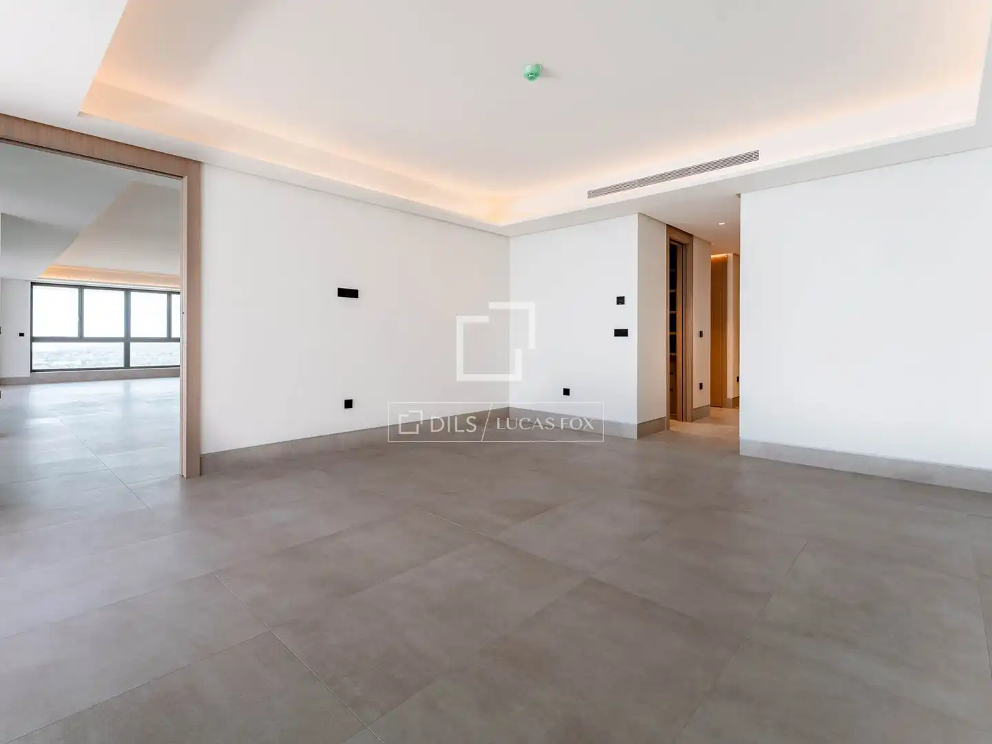 Flat with pool to rent in Carretera de Cádiz, imagen 17