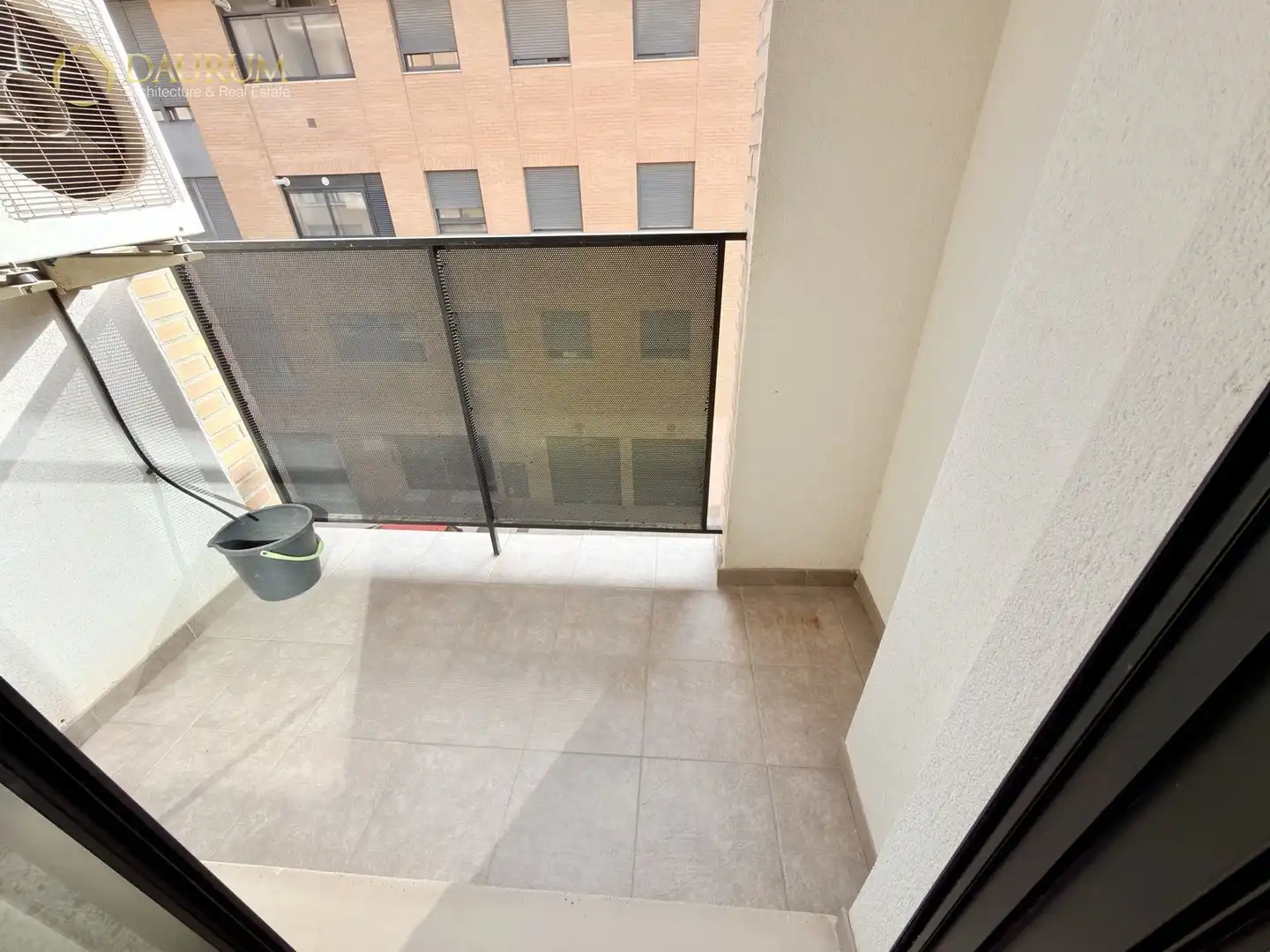 Balcony of Flat for sale in Casc Urbà
