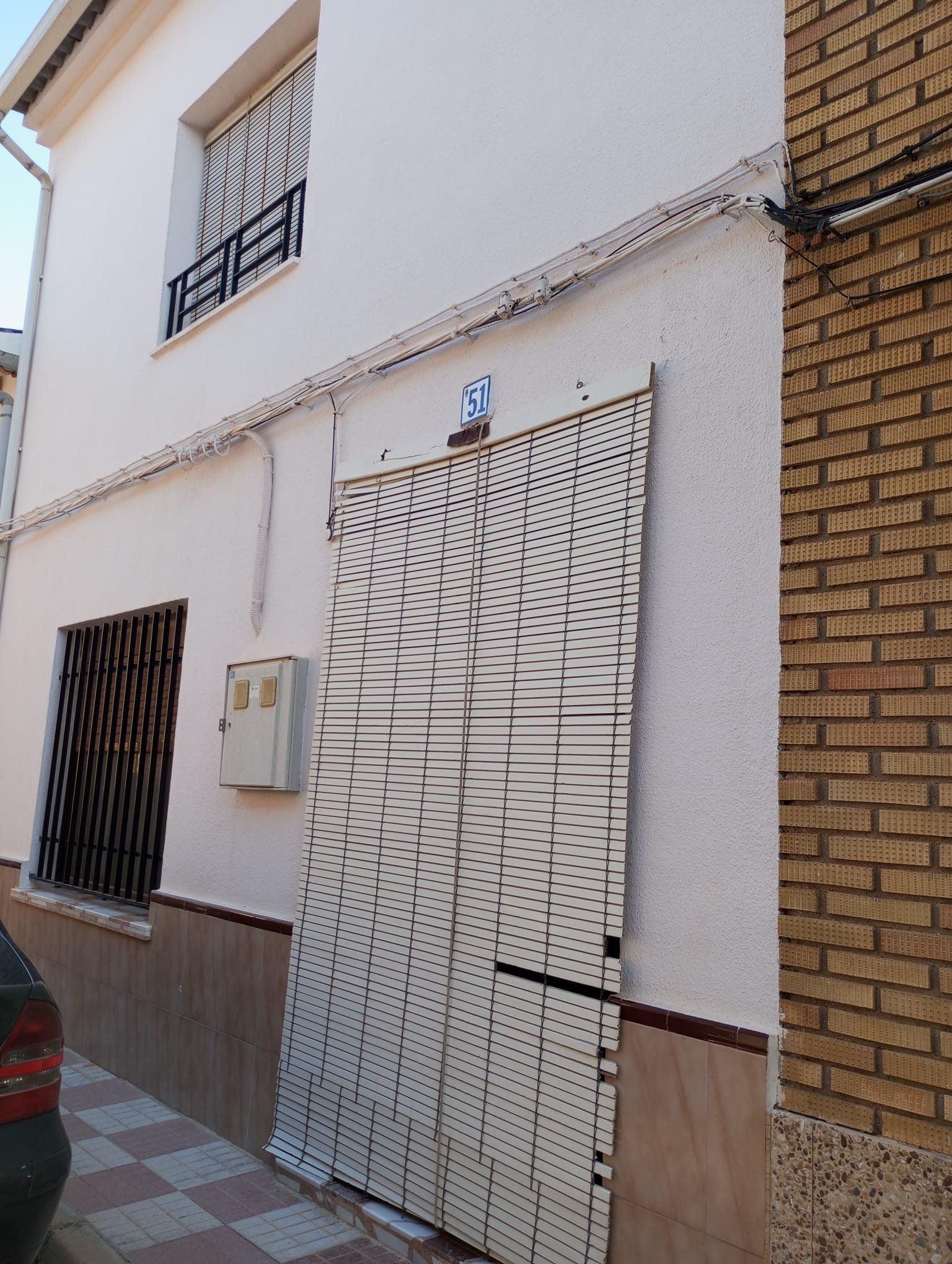 Vista exterior de Casa o xalet en venda en La Villa de Don Fadrique amb Calefacció i Moblat