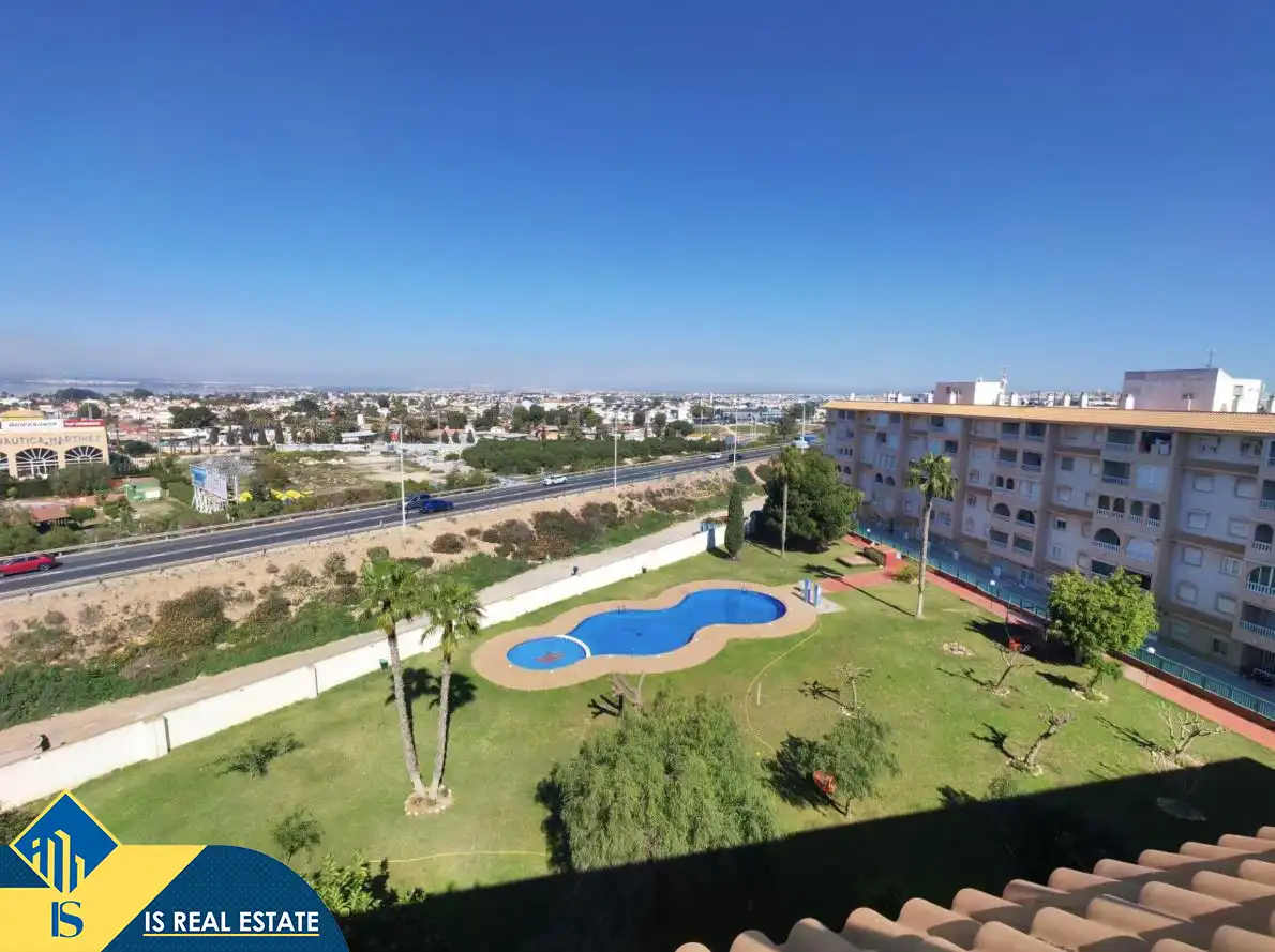 Apartament amb ascensor en venda a Centro