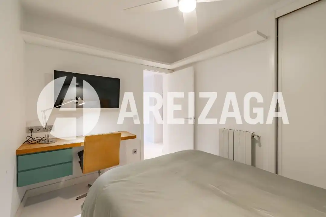 Schlafzimmer von Wohnung zum Verkauf in Donostia - San Sebastián  mit Heizung, Terrasse und Balkon