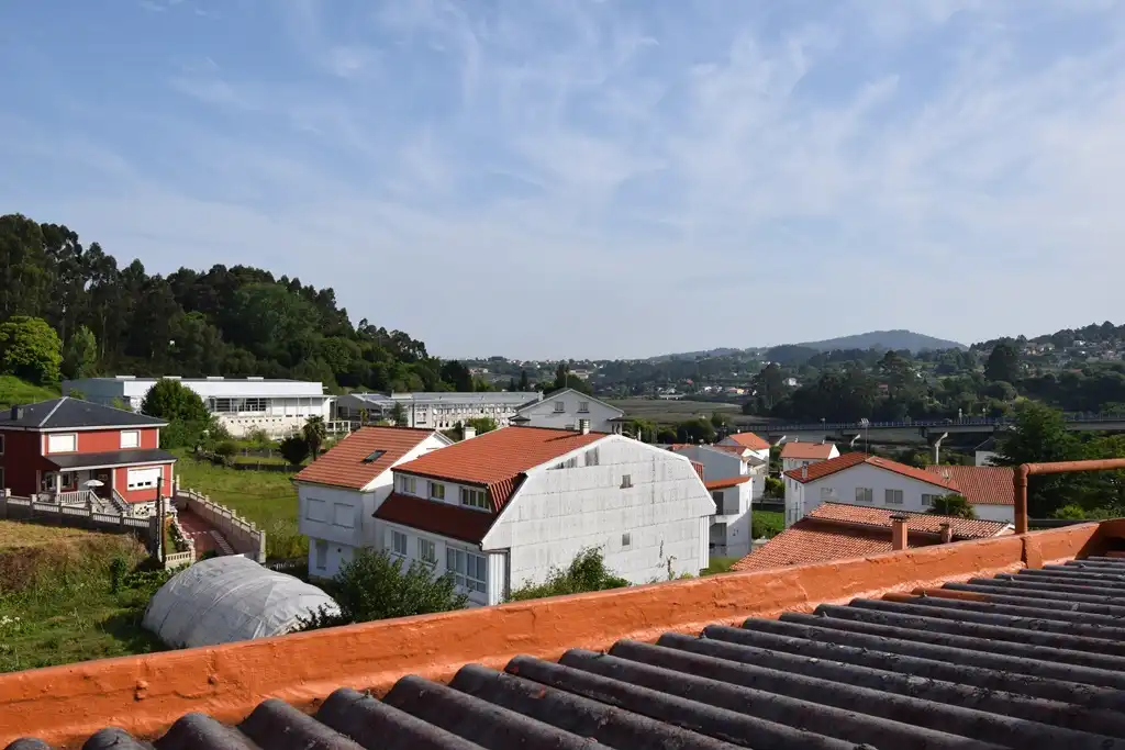 Vista exterior de Àtic en venda en Miño amb Calefacció, Terrassa i Traster