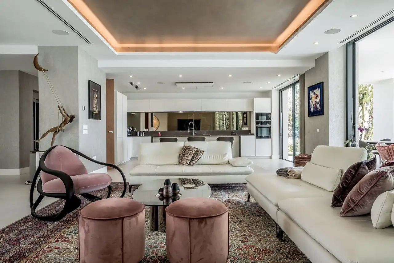 Living room of Houses for sale in Marbella  with Air Conditioner, Heating and Private garden