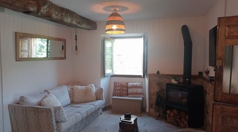 CASA MONTAÑESA CON HUERTA EN  LUENA