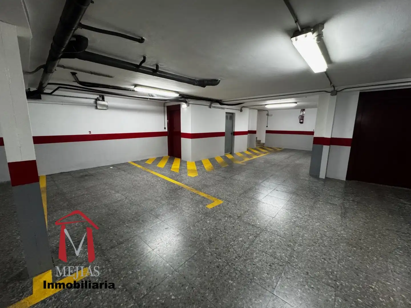 Parking de Piso en venta en Antequera con Aire acondicionado, Calefacción y Trastero
