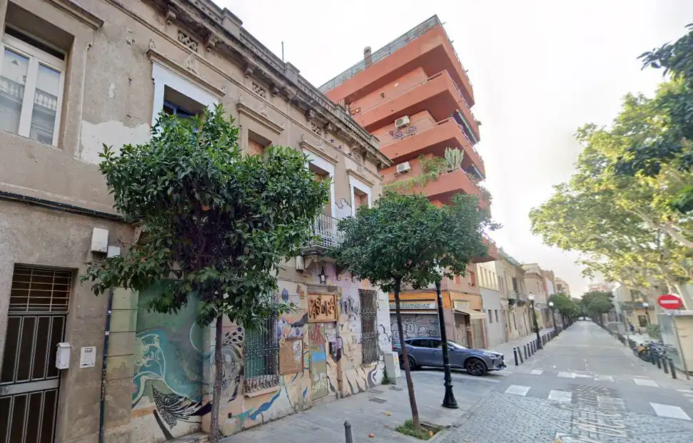 Casa amb jardí en venda a Carrer de Coroleu, imagen 4