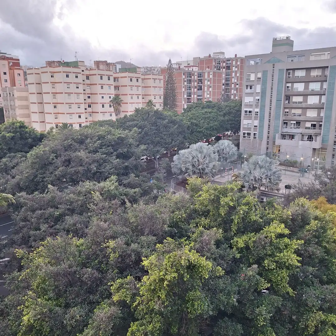 Vista exterior de Piso en venta en Santa Cruz de Tenerife con Parquet, Terraza y Trastero