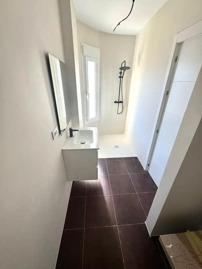 Baño de Casa o chalet de alquiler en Guillena con Aire acondicionado y Amueblado