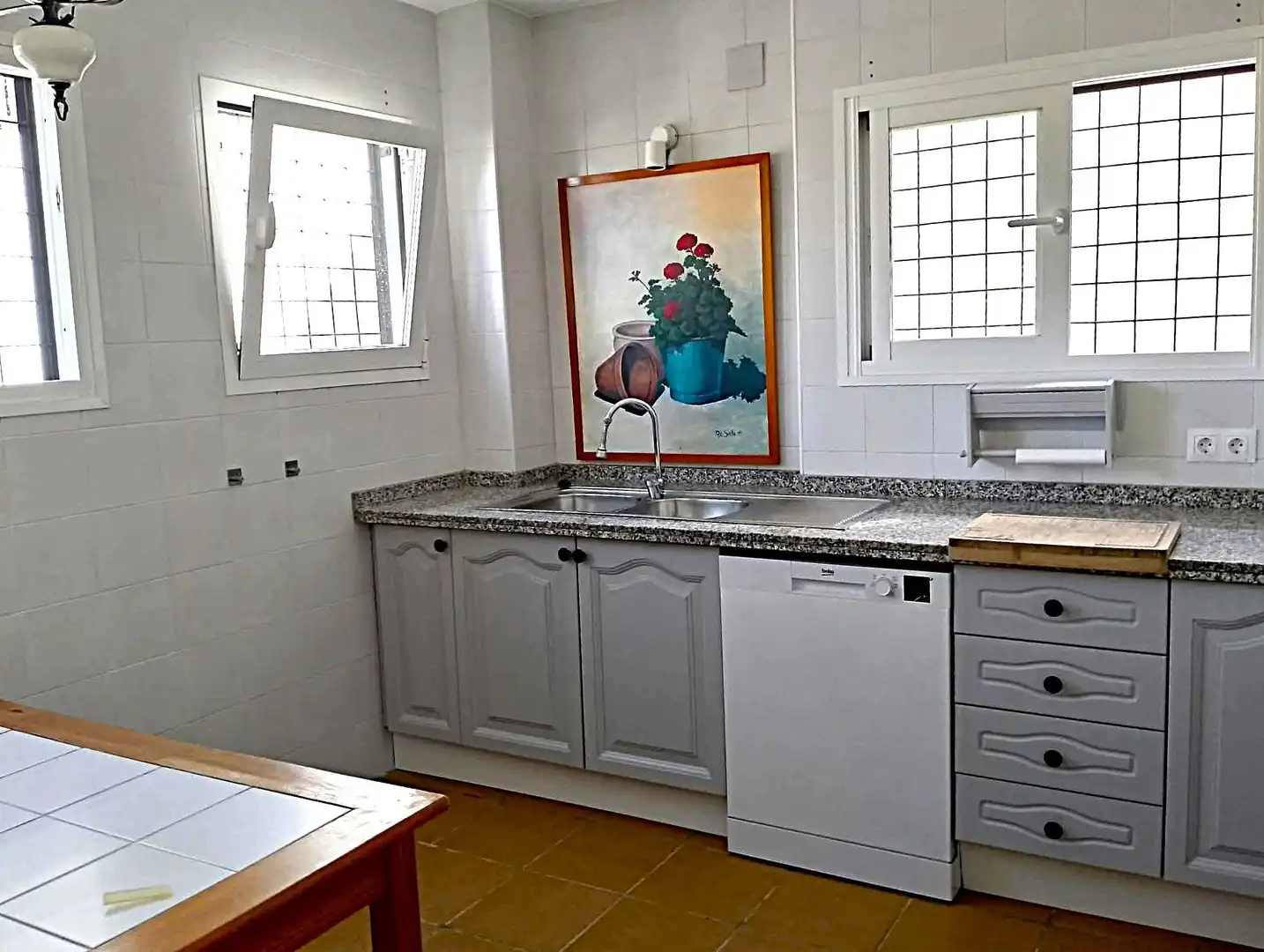 Küche von Wohnung zur Miete in Málaga mit Klimaanlage, Privatgarten und Terrasse