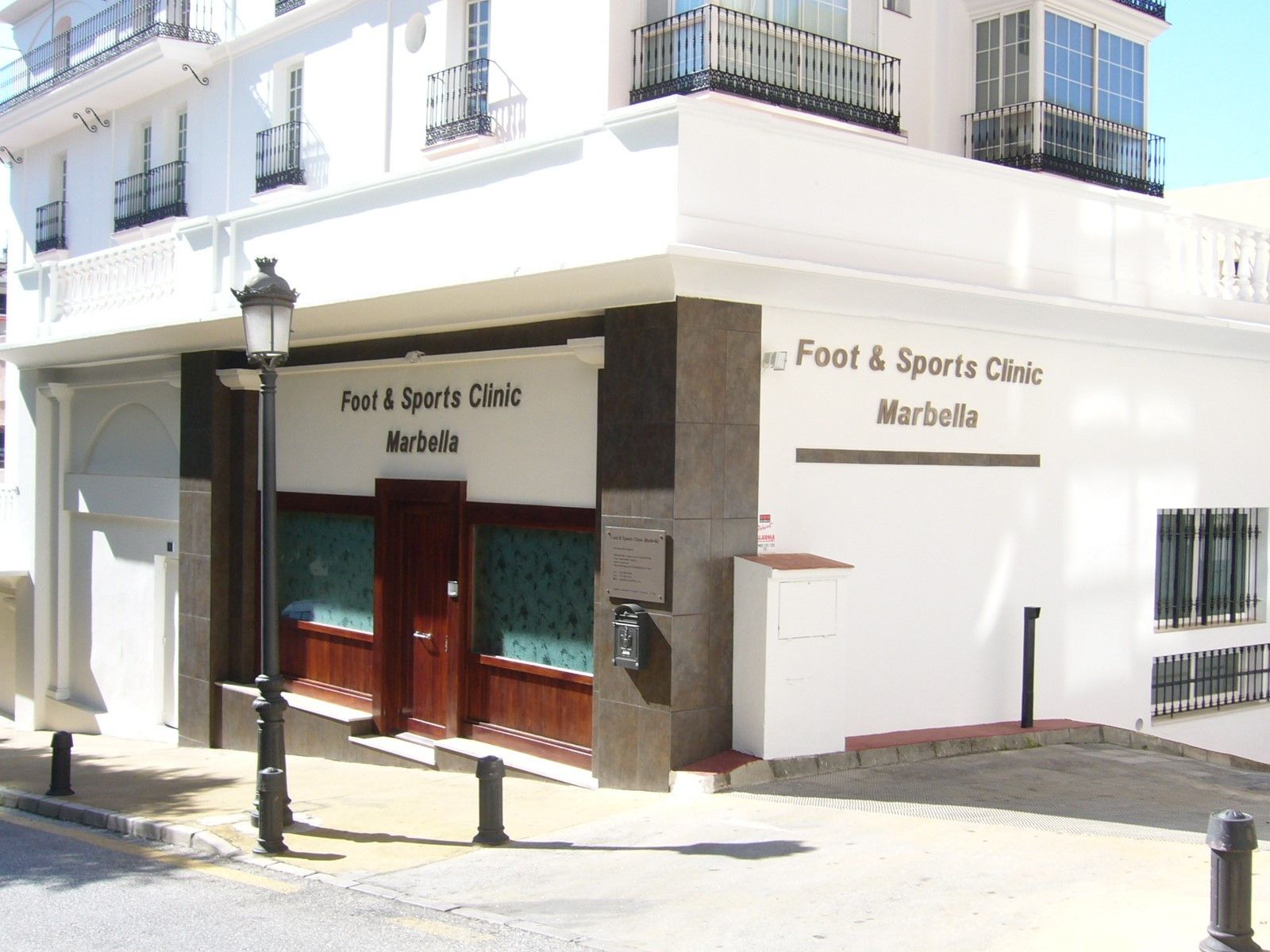 Exterior view of Premises for sale in Marbella  with Air Conditioner and Furnished