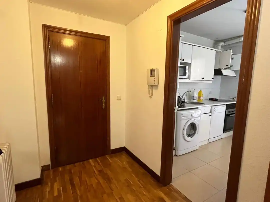Cocina de Piso de alquiler en  Pamplona / Iruña con Calefacción, Terraza y Balcón