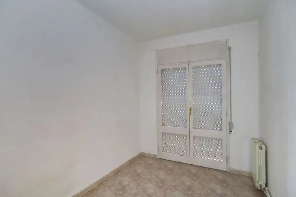Flat for sale in C/ Prudenci Comellas, Plaça Catalunya
