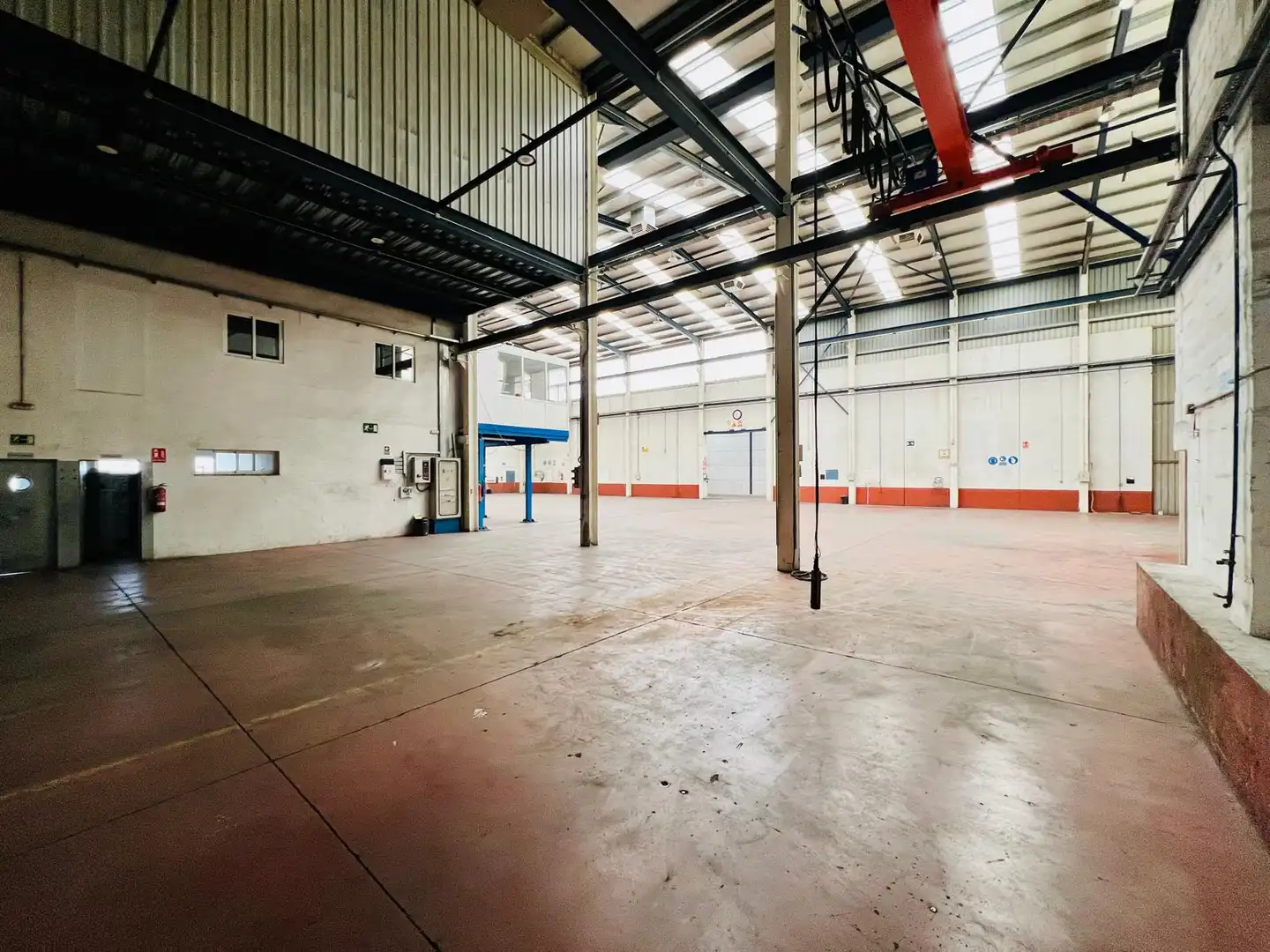 Nau industrial de lloguer en Arganda del Rey amb Calefacció i Alarma