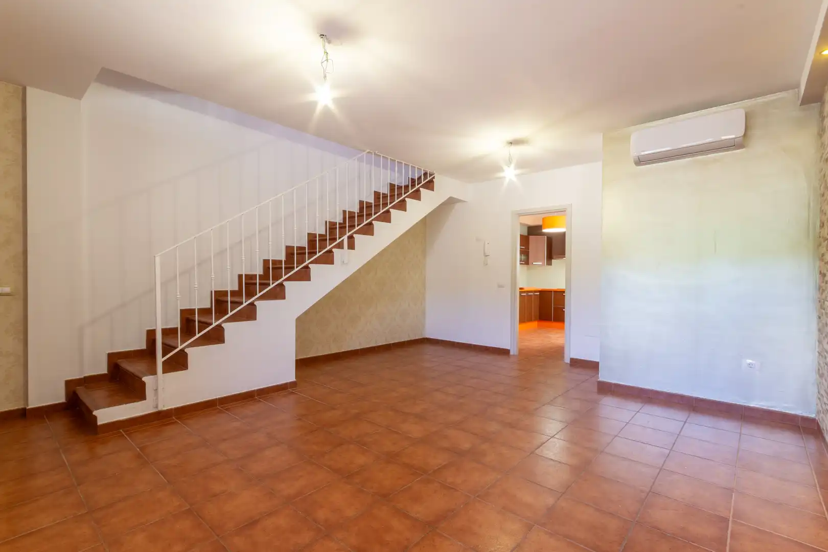 Casa amb terrassa en venda a Calle Amagro, imagen 5