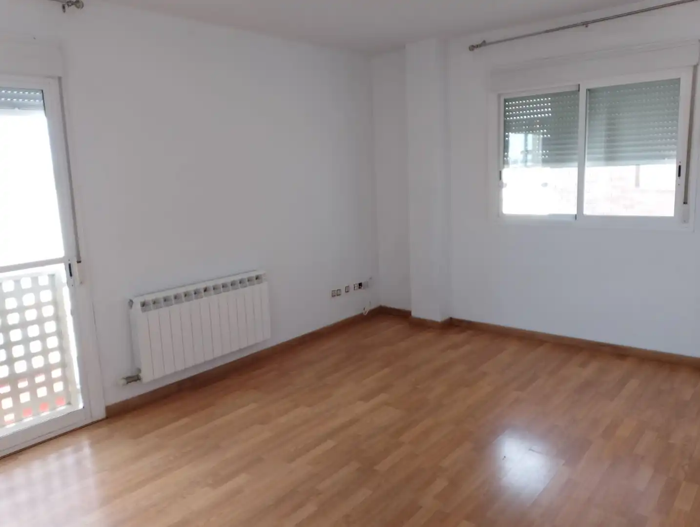 Flat for sale in Linares  with Air Conditioner and Heating