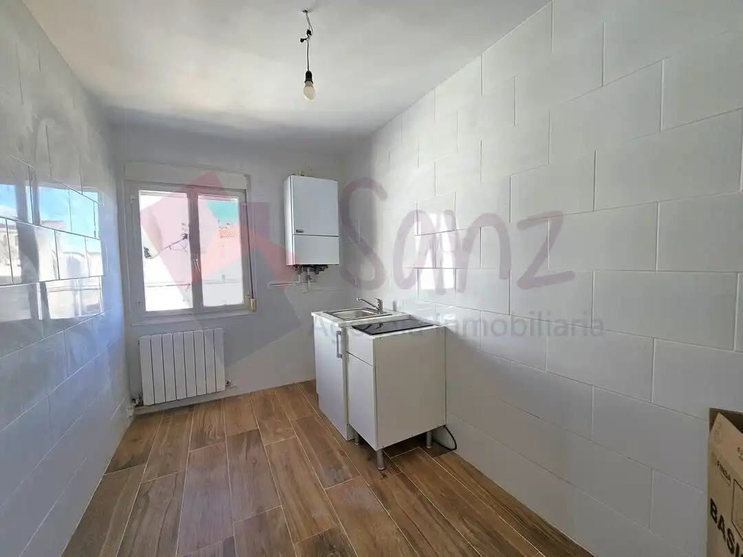 Apartment for sale in Calle la Campa, imagen 7