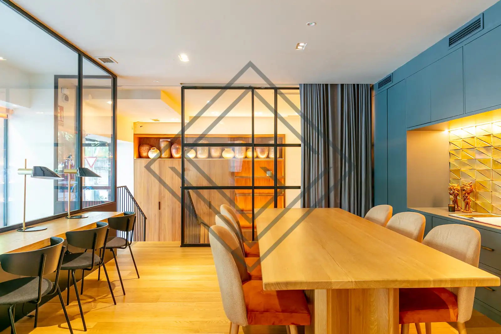 Dining room of Office for sale in Madrid